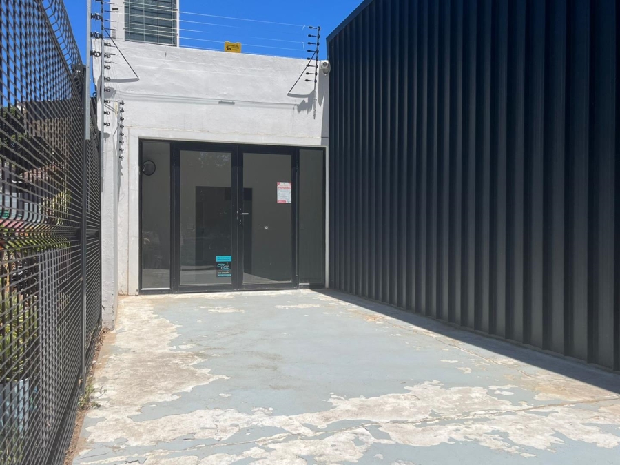 1 Bedroom Property for Sale in Walmer Eastern Cape